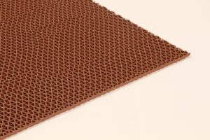 أرضية  مانعة للانزلاق 8 ملم لون بني